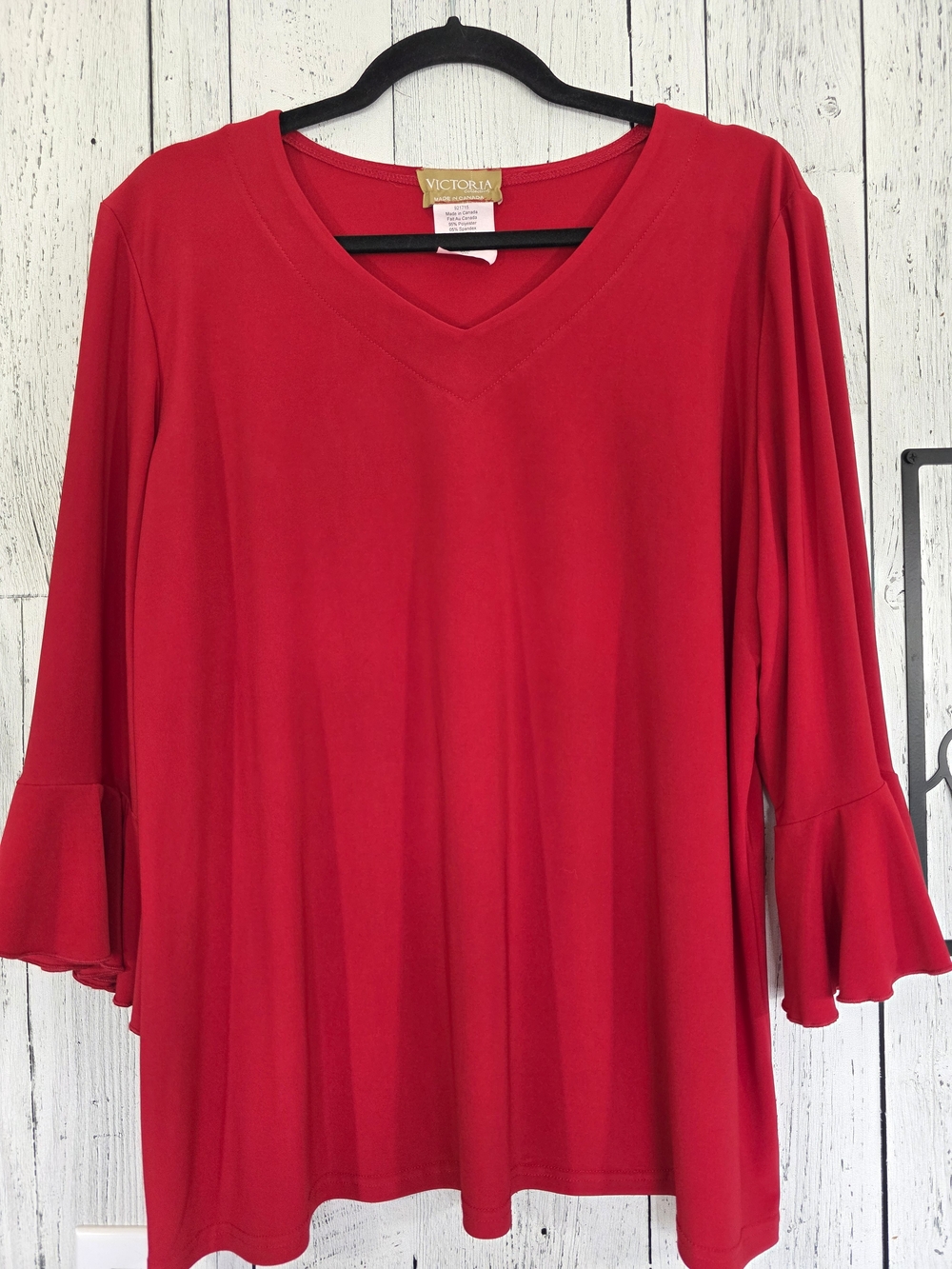Victoria Collection Red Ruffle Bell Sleeve Top Size 2XL Made in Canada Holiday